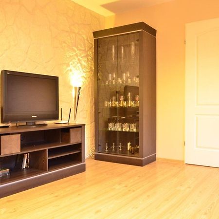 Cozy Apartment By The Old Town Danzig Exterior foto